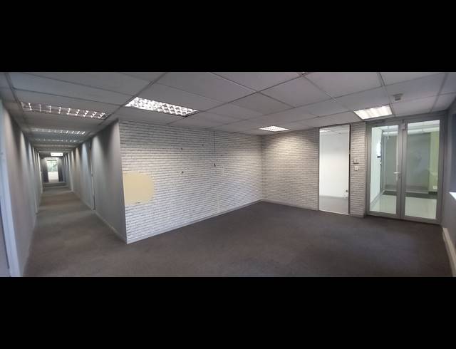 404M² OFFICE TO LET IN WOODMEAD